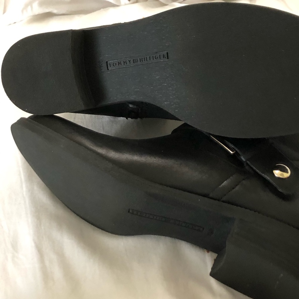 🌺❤️Host Pick🌺❤️ Tommy Hilfiger Women’s Boots - Picture 5 of 6